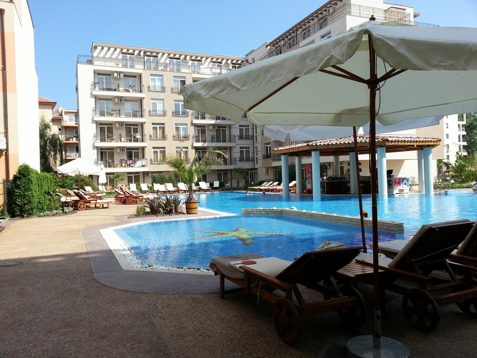 Menada Dawn Park Apartment Sunny Beach Exterior foto