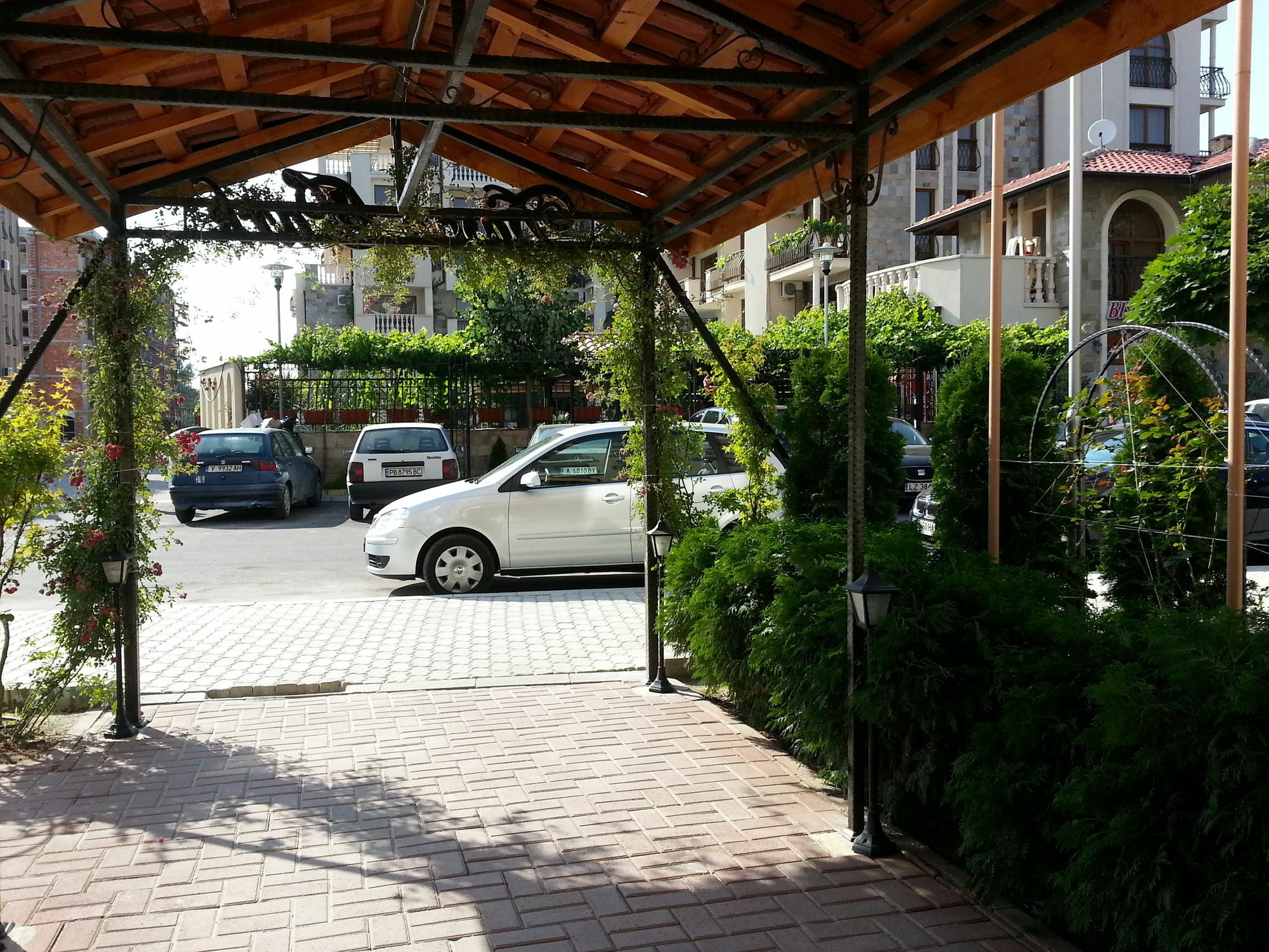 Menada Dawn Park Apartment Sunny Beach Exterior foto